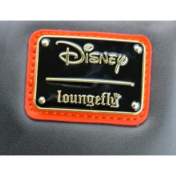 Loungefly Disney Winnie The Pooh Skeleton Tigger Ziparound Wallet Glow New - Picture 7 of 9